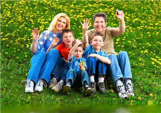 國(guó)慶節(jié)帶寶寶旅行應(yīng)該穿什么衣服？旅行物品需哎喲準(zhǔn)備哪些？