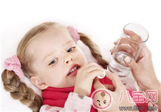 寶寶耳朵痛 小心感冒引起中耳炎 寶寶耳朵痛 小心感冒引起中耳炎