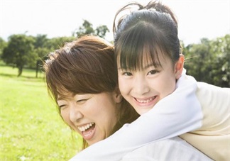 把孩子送去幼兒園想他怎么辦 緩解思戀孩子的方法