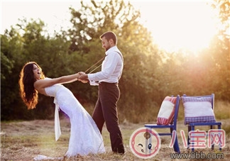 2017七夕朋友圈發(fā)什么好 單身狗如何在朋友圈秀恩愛 2017七夕朋友圈發(fā)什么好 單身狗如何在朋友圈秀恩愛