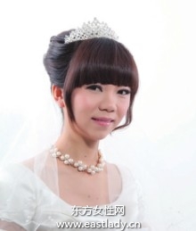 時(shí)尚短發(fā)造型很有公主范