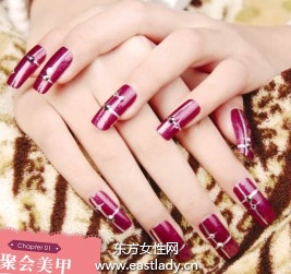 美甲教程之打造感性嫵媚聚會(huì)美甲