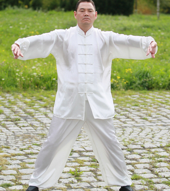 美容養(yǎng)顏 氣功養(yǎng)顏?zhàn)钪匾氖侨{(diào)