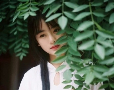 唯美古風(fēng)句子配圖片：有些人，一旦遇見，便一眼萬年