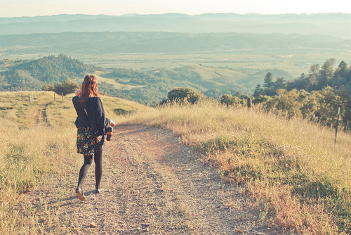 寫給愛情的那些經(jīng)典簡單有哲理的句子和圖片 嘿你好余生請多多指教10