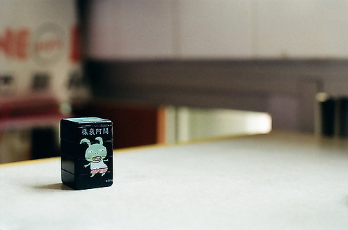 很勵(lì)志的正能量說(shuō)說(shuō)帶圖片 我有孤勇一腔起于星光止于他鄉(xiāng)3