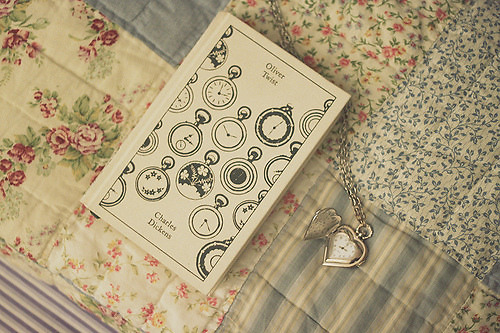 很勵(lì)志的正能量說(shuō)說(shuō)帶圖片 我有孤勇一腔起于星光止于他鄉(xiāng)6