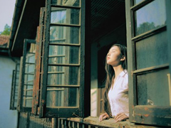 2018發(fā)朋友圈的經(jīng)典哲理說說 很現(xiàn)實的生活說說大全發(fā)朋友圈