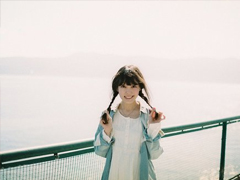 正能量心靈雞湯勵(lì)志說說帶圖片 崇高的理想就象生長在高山上的鮮花