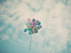 一個(gè)人掙扎的說(shuō)說(shuō)傷感心累帶圖片 睡不著心里不舒服的說(shuō)說(shuō)